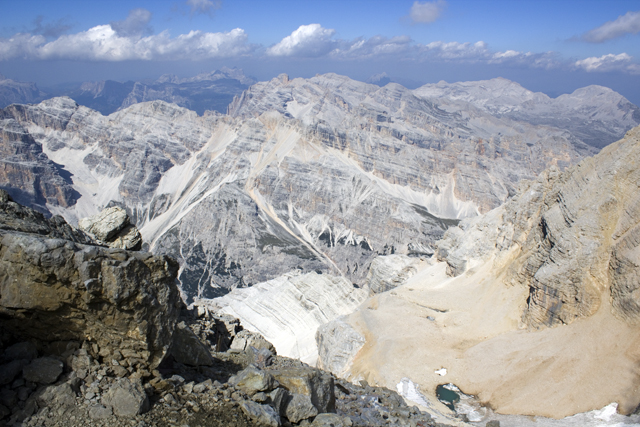 2011-08-26_09-15-44 cadore.jpg - Auf dem Tofana die Mezzo